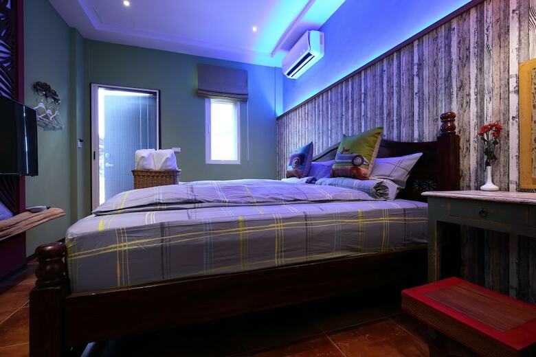 Jasmine Orange B&B