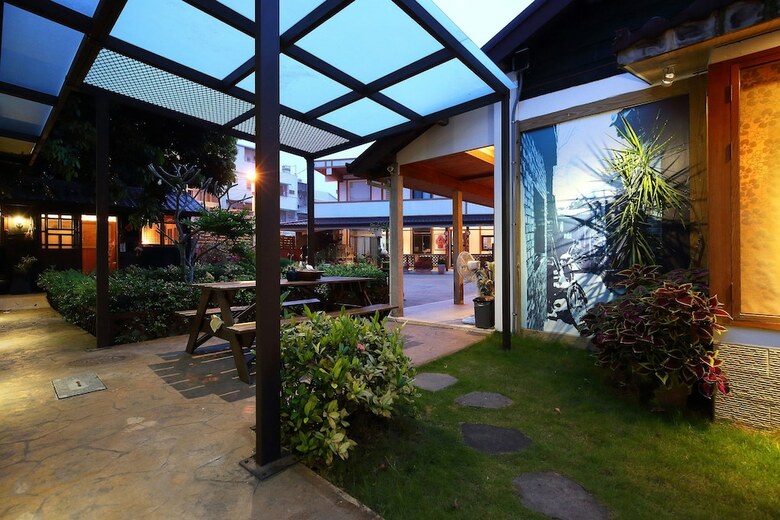 Jasmine Orange B&B