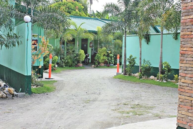 Hotel Bulalo Mangrove Inn