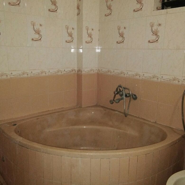 Hiriz Hotel Dollar