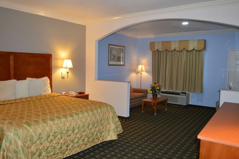 Hotel Memorylane Inn & Suites