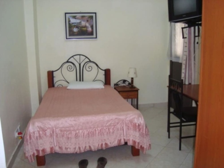 Hotel Angaza Guest House
