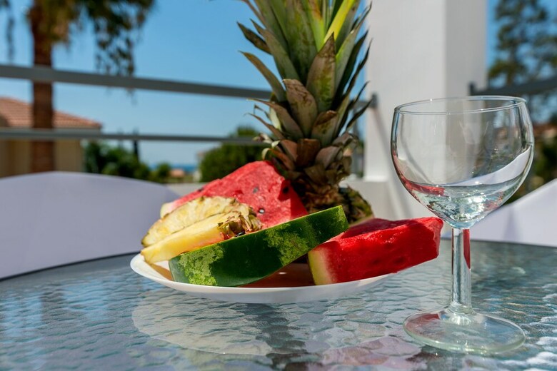 Color Cyprus Amozoniu Apartments