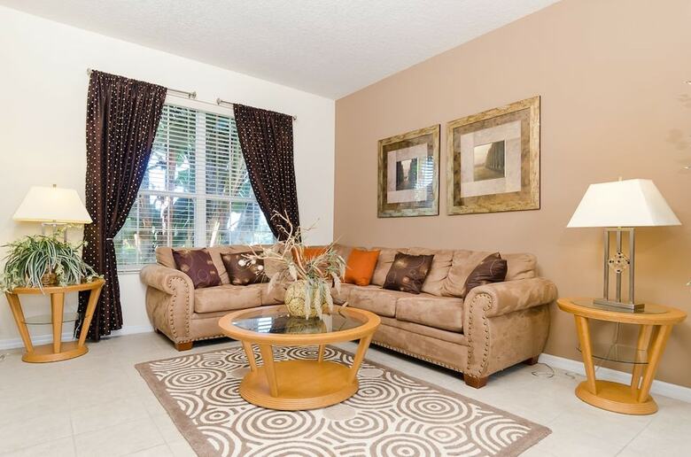 Ov1138 - Emerald Island - 7 Bed 4.5 Baths Villa
