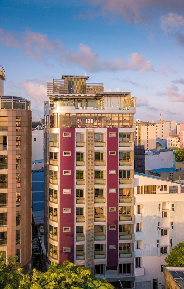 Hotel Samann Grand
