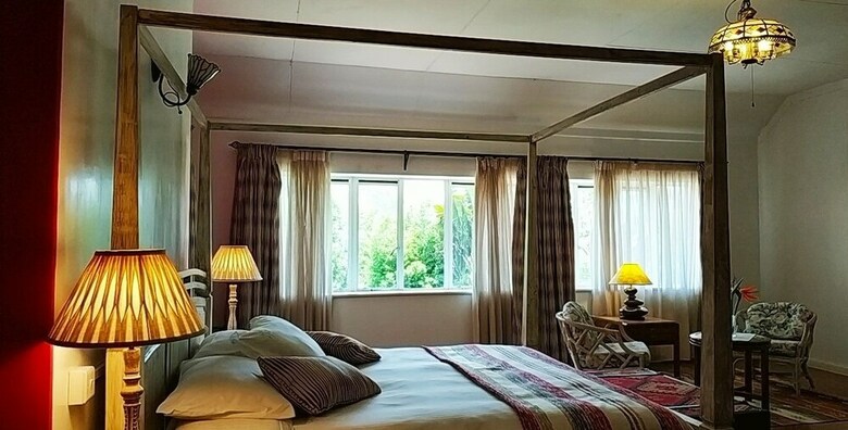 Hotel Zereniti House