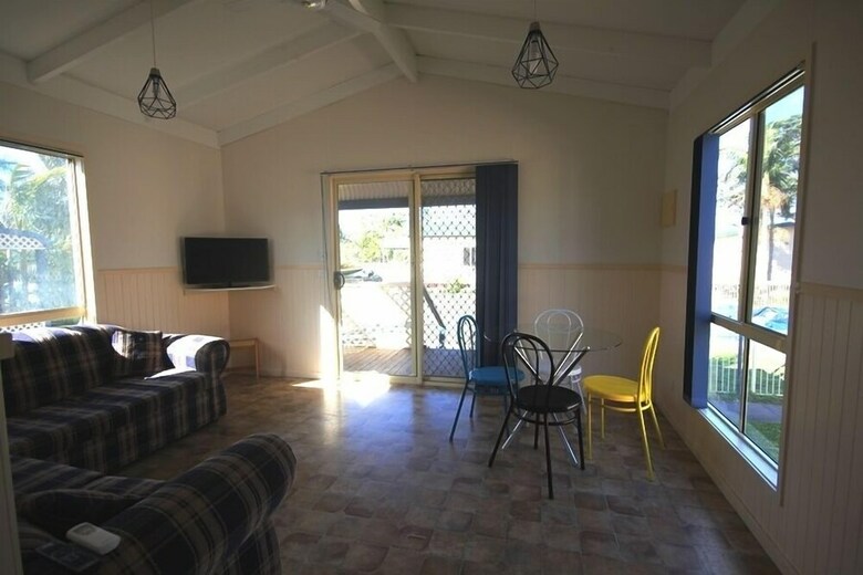 Cabana Amaroo Resort