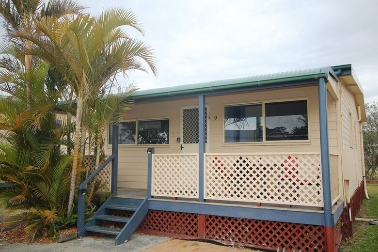Cabana Amaroo Resort