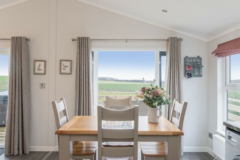 Posada Wolds Away