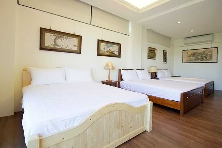 Bed & Breakfast Stone House Homestay