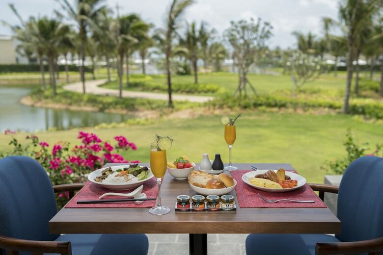Hotel Melia Ho Tram Beach Resort