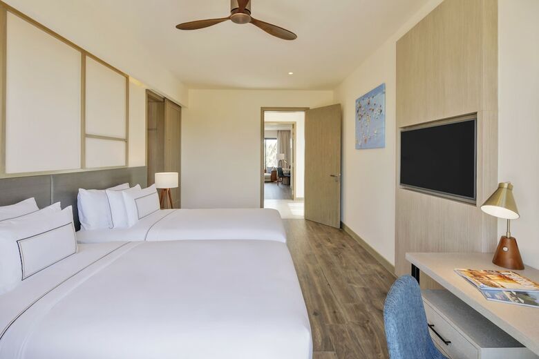 Hotel Melia Ho Tram Beach Resort