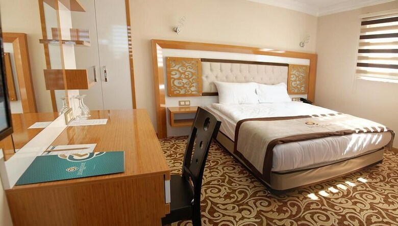 Hotel Demosan City Otel