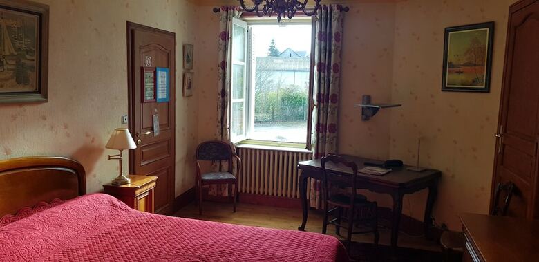 Hotel H�tel Louise de La Valli�re