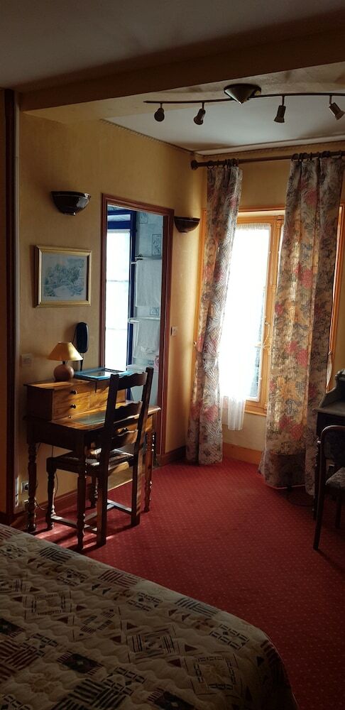Hotel H�tel Louise de La Valli�re