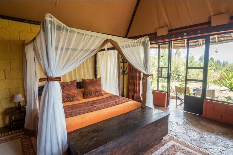 Posada Rhino Watch Safari Lodge
