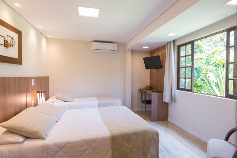 Hotel Serra Everest