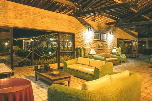 Hotel Casa Grande Gravat�