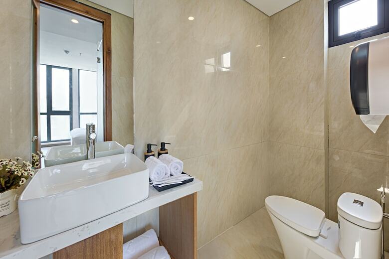 Jolia Hotel And Apartment - My Khe Beach