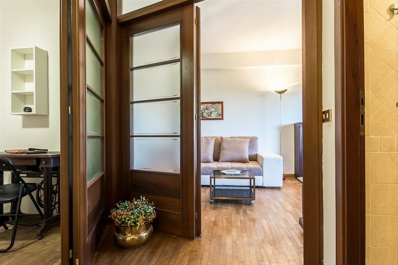 Porta Portese Apartment