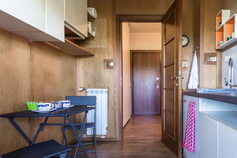 Porta Portese Apartment