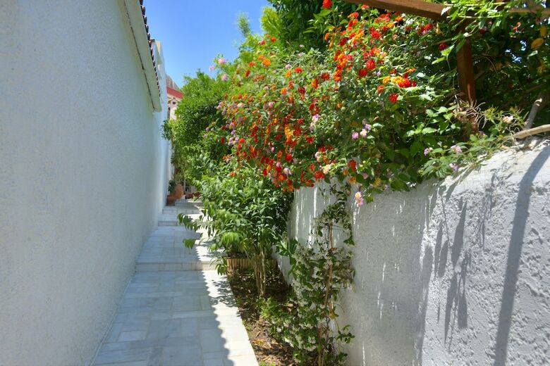Apartamentos Traditional Res Next To Acropolis