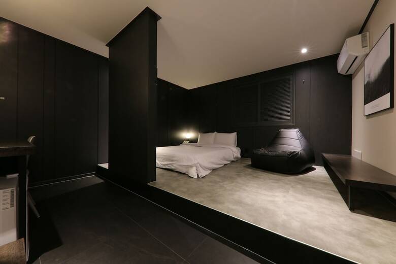 N7 Hotel