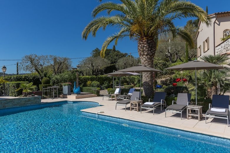 Bed & Breakfast Chambres D'h�tes Villa C�dria