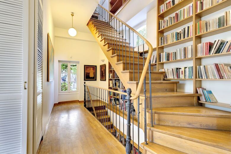 Apartamentos Artistic Neoclassical Residence