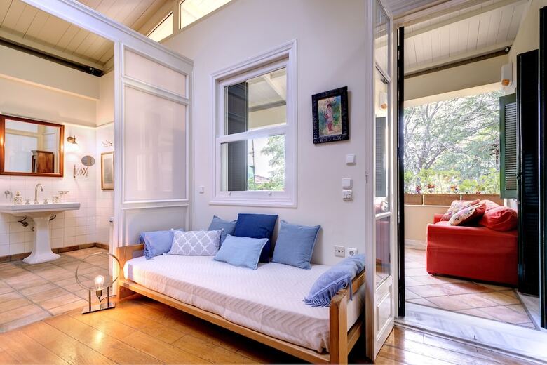Apartamentos Artistic Neoclassical Residence