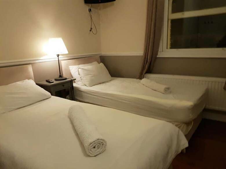Bed & Breakfast Tourian Lounge Hotel