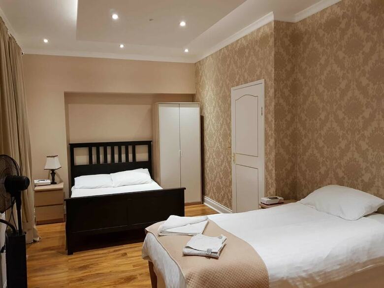 Bed & Breakfast Tourian Lounge Hotel