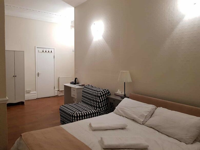 Bed & Breakfast Tourian Lounge Hotel