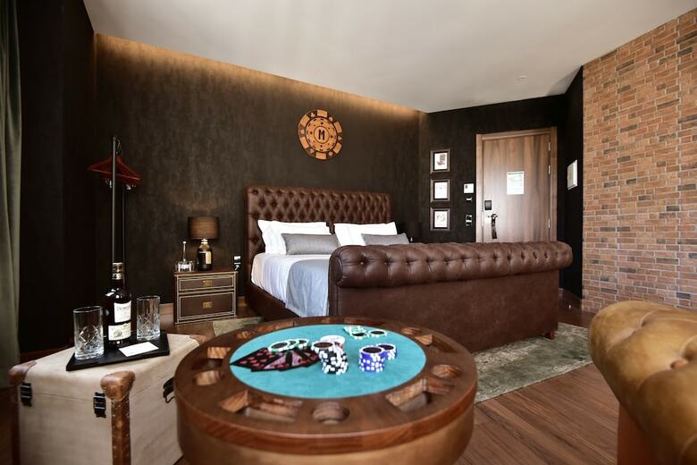 Maxime Hotel