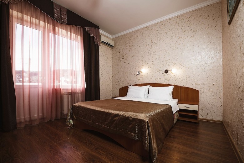 Hotel Lera Guest House