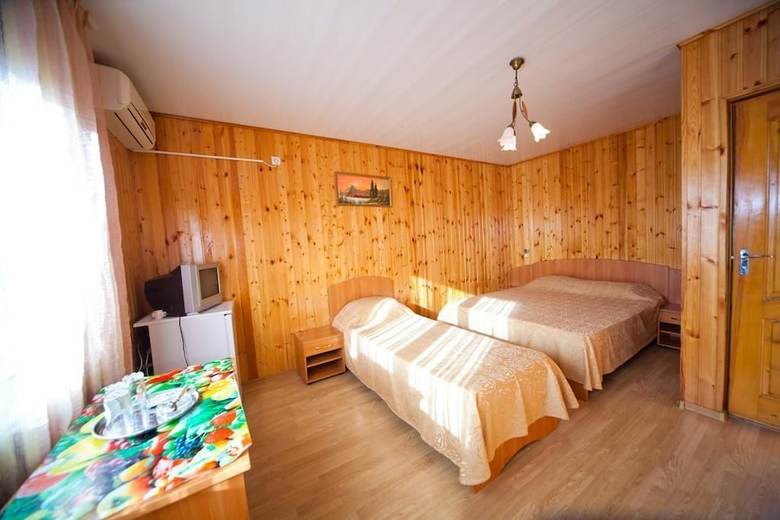 Hotel Lera Guest House