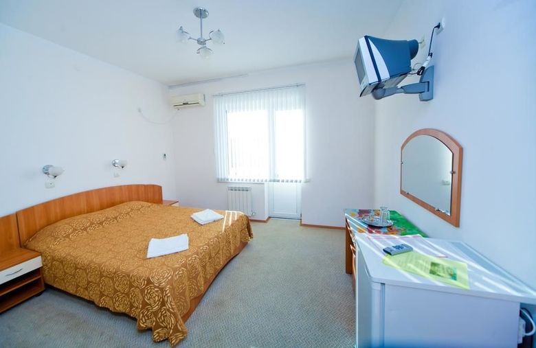 Hotel Lera Guest House