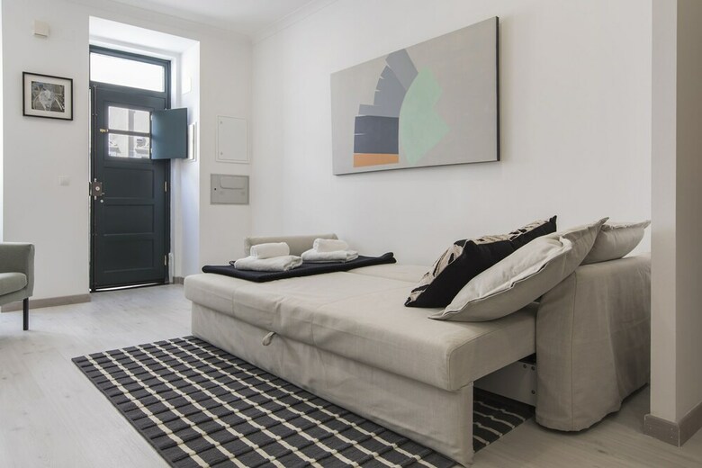 Apartamentos Principe Real Elegant Flat With Terrace