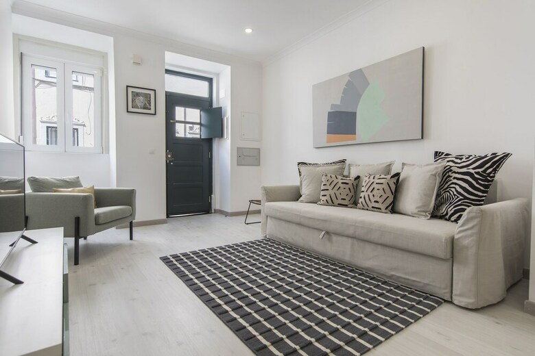 Apartamentos Principe Real Elegant Flat With Terrace