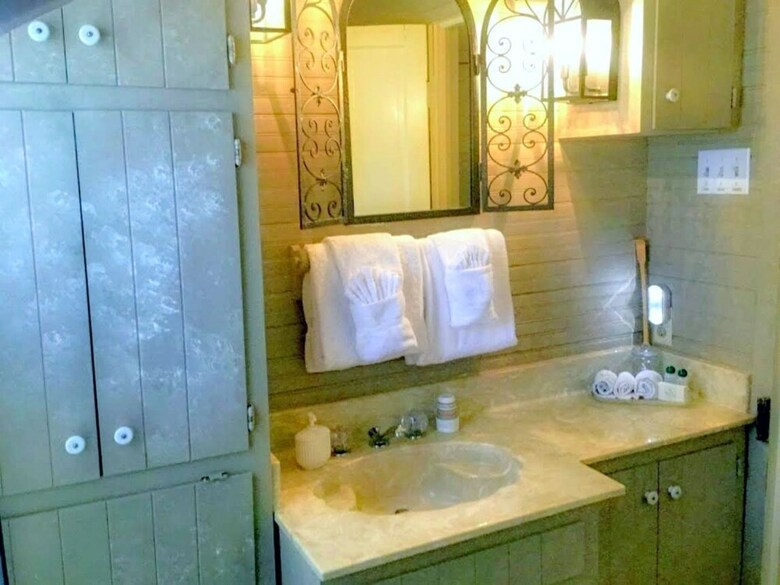 Hotel The Baines House Inn