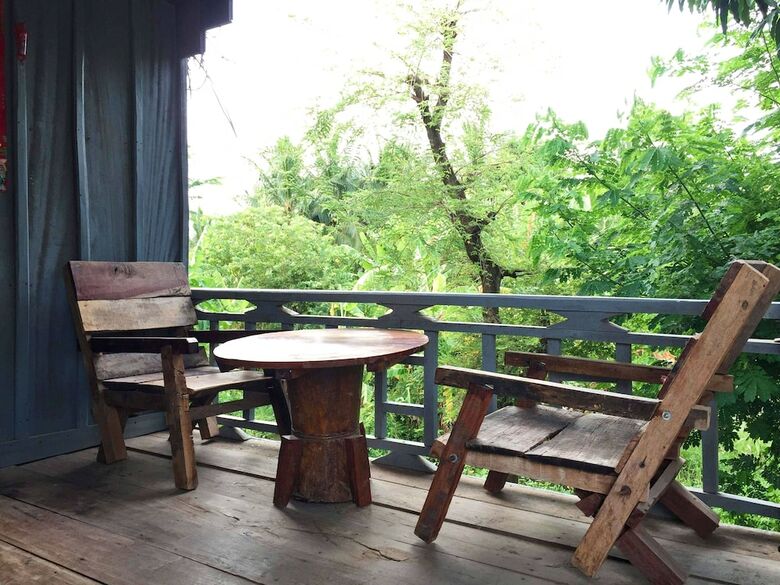Hostal Family Batcave Homestay - Hostel