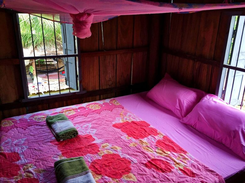 Hostal Family Batcave Homestay - Hostel