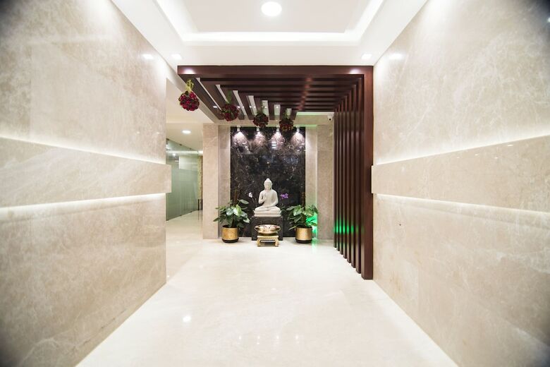 Hotel The White Tree Executive Suites