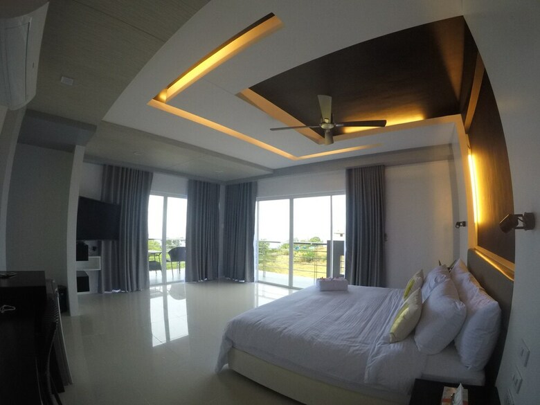 Hotel The Lighthouse Puerto Galera