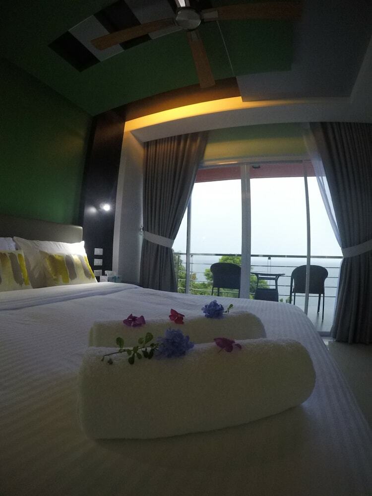 Hotel The Lighthouse Puerto Galera