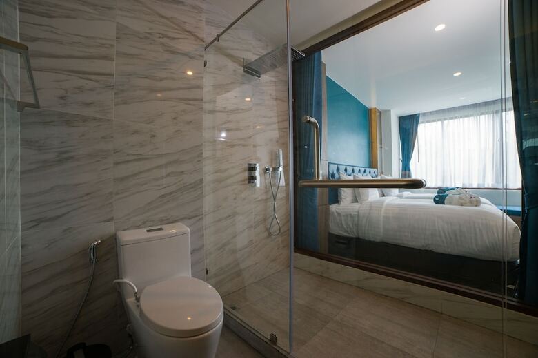 Hotel Oceana Resort Phuket