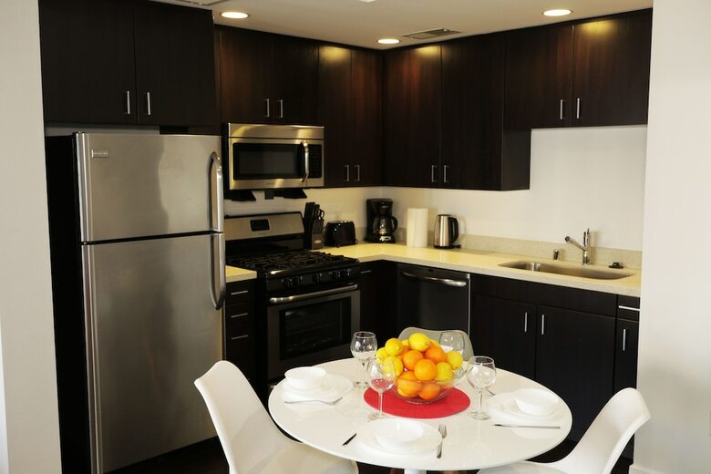 Aparthotel Hollywood Urban Residences