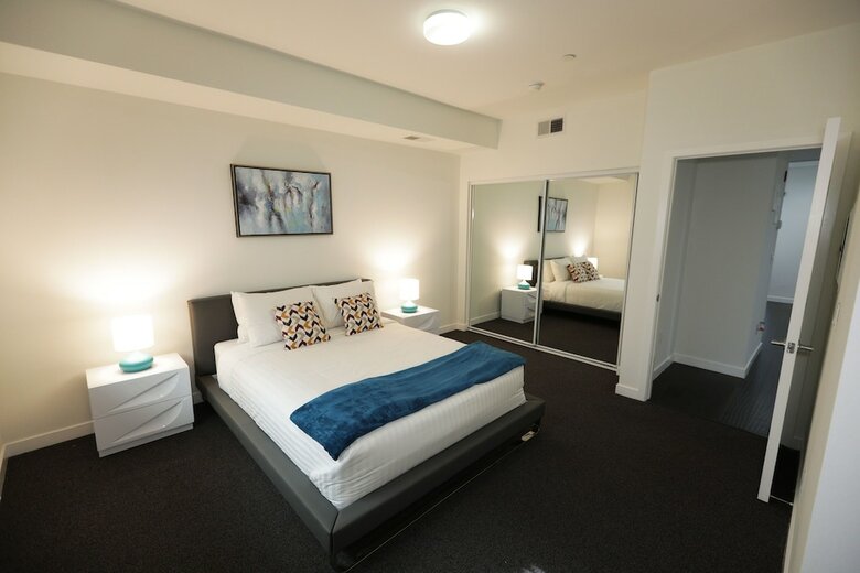 Aparthotel Hollywood Urban Residences
