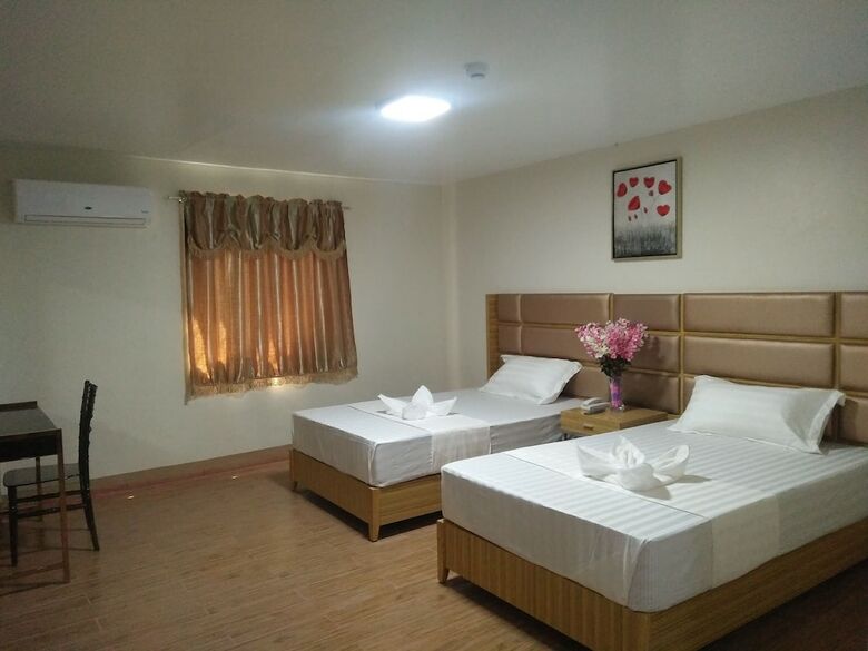 Meaco Royal Hotel-batangas City