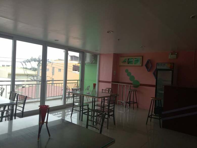 Meaco Royal Hotel-batangas City